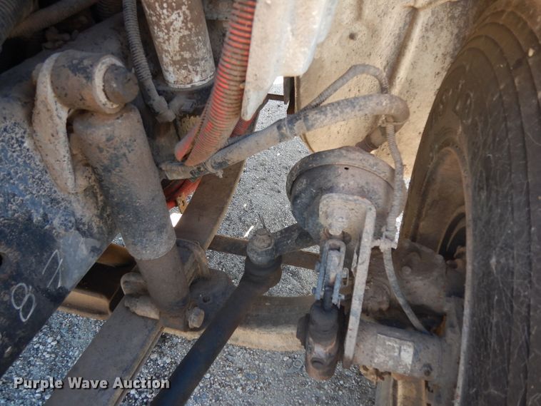 image for item DH2263 2007 Freightliner Business Class M2 truck cab and chassis