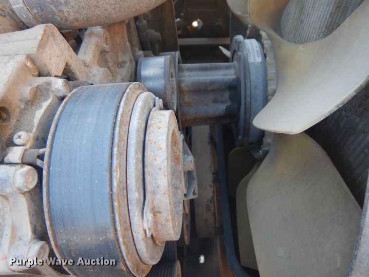 image for item DH2263 2007 Freightliner Business Class M2 truck cab and chassis