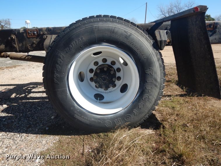 image for item DH2263 2007 Freightliner Business Class M2 truck cab and chassis