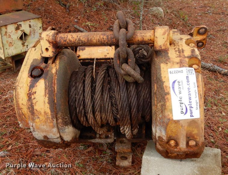 image for item DH2279 Carco F winch