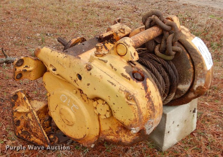 image for item DH2279 Carco F winch