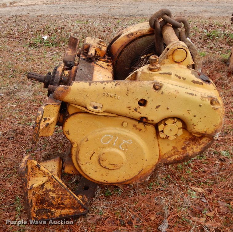 image for item DH2279 Carco F winch