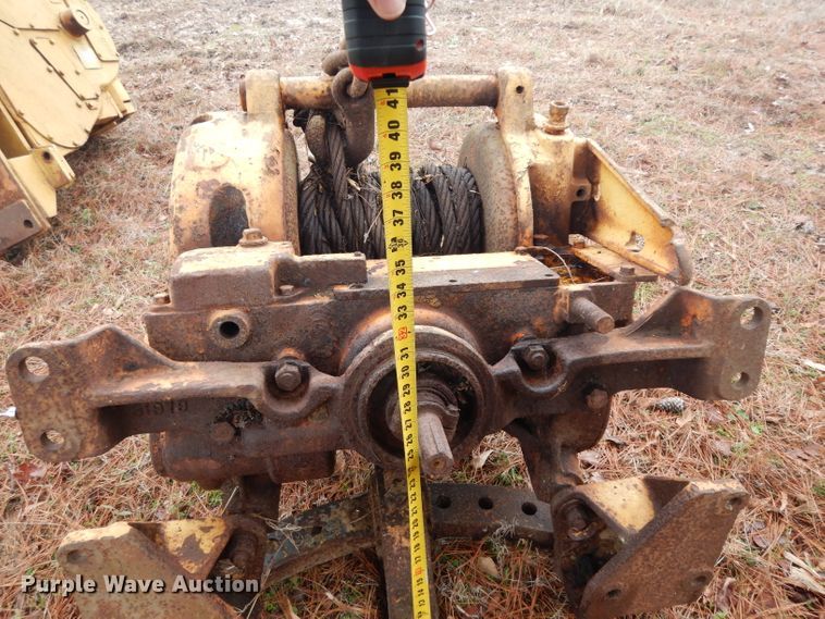 image for item DH2279 Carco F winch