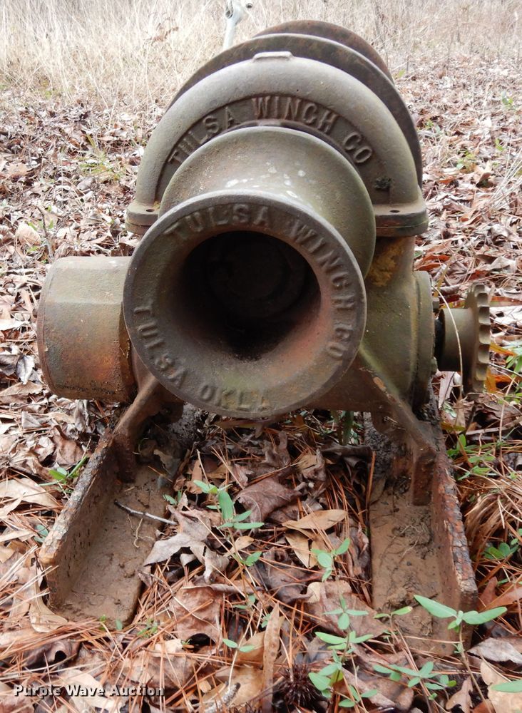 image for item DH2282 (2) winches