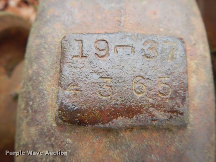 image for item DH2282 (2) winches