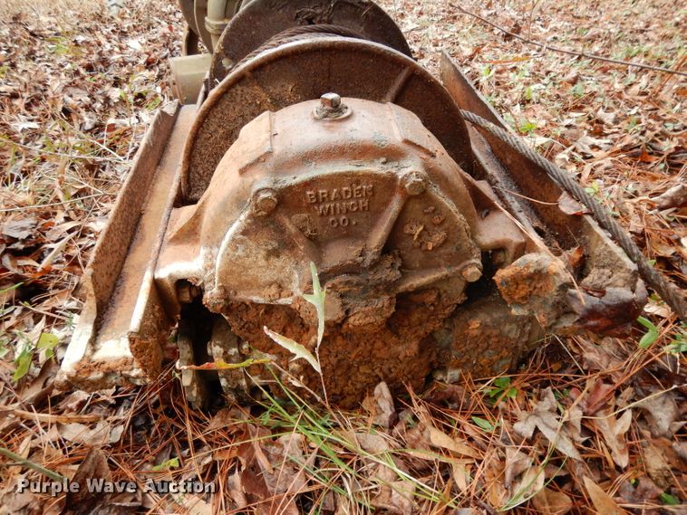 image for item DH2282 (2) winches