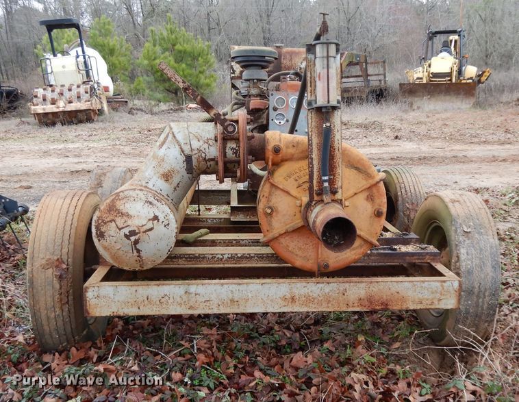 image for item DH2284 Irrigation pump cart