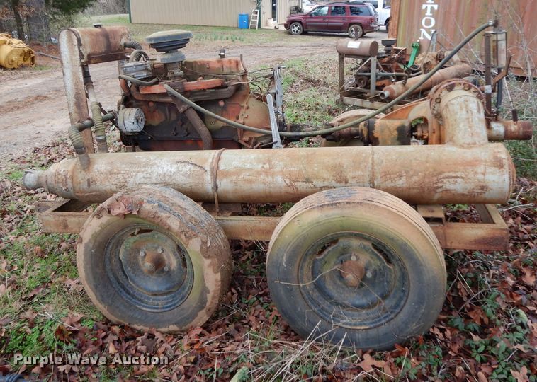 image for item DH2284 Irrigation pump cart