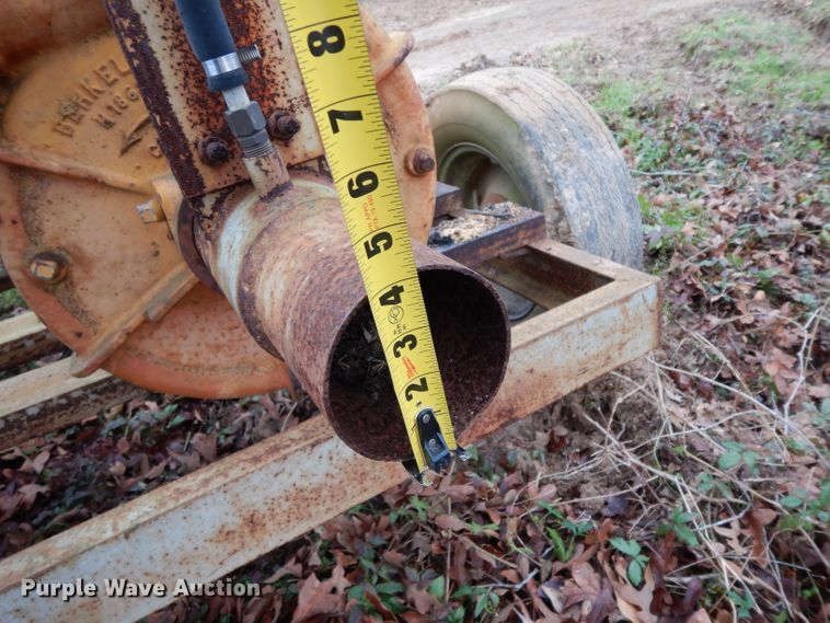 image for item DH2284 Irrigation pump cart