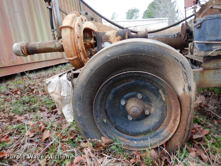 image for item DH2285 Irrigation pump cart