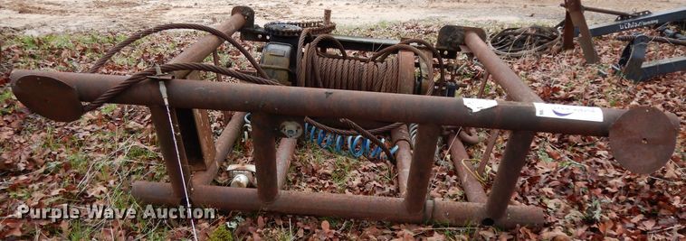 image for item DH2286 Headache rack with winch