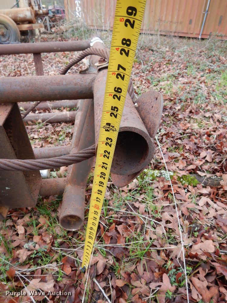 image for item DH2286 Headache rack with winch