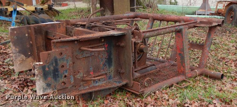 image for item DH2289 Headache rack with winch