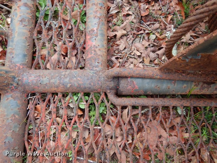 image for item DH2289 Headache rack with winch