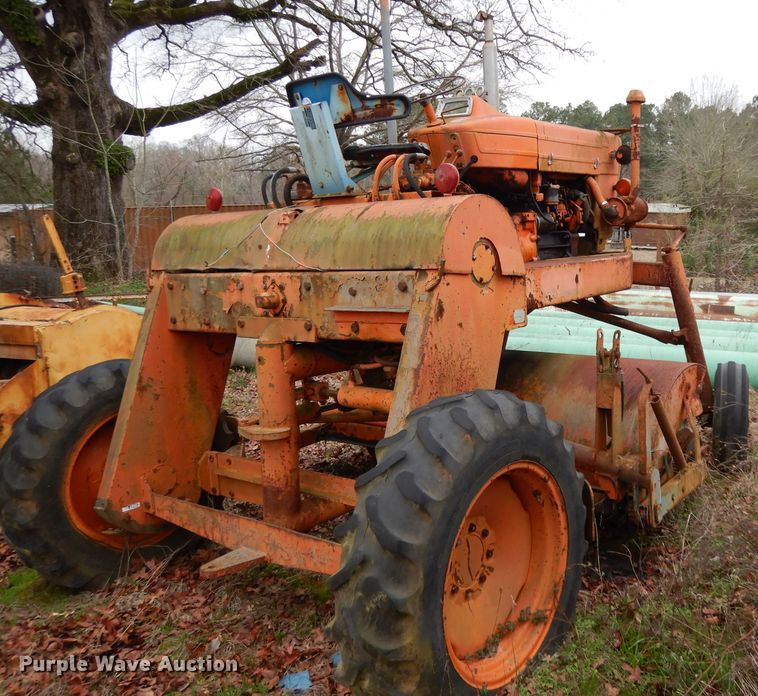 image for item DH2290 Ford 6600 broom