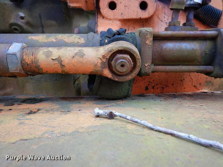 image for item DH2290 Ford 6600 broom