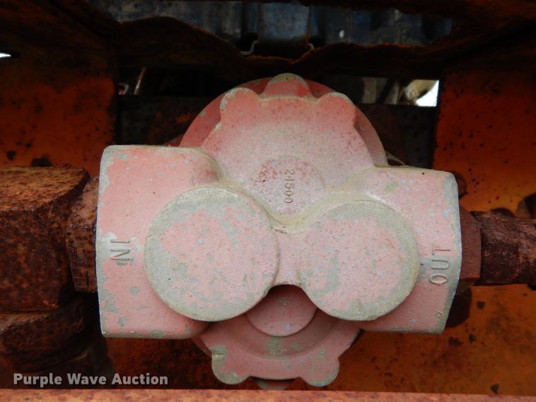 image for item DH2290 Ford 6600 broom