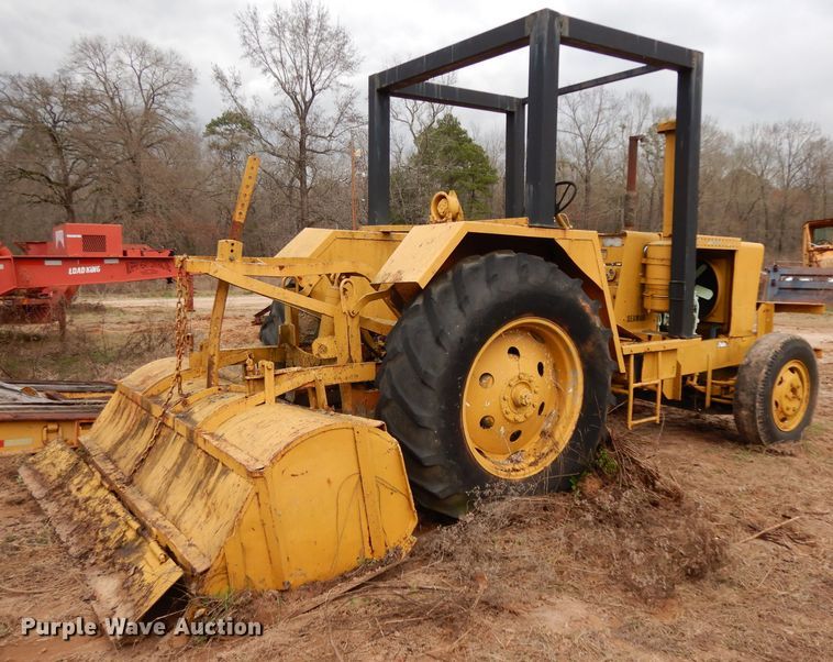 image for item DH2292 Seaman DS-47 soil stabilizer