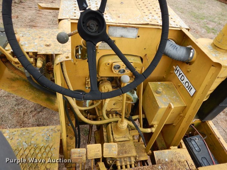 image for item DH2292 Seaman DS-47 soil stabilizer