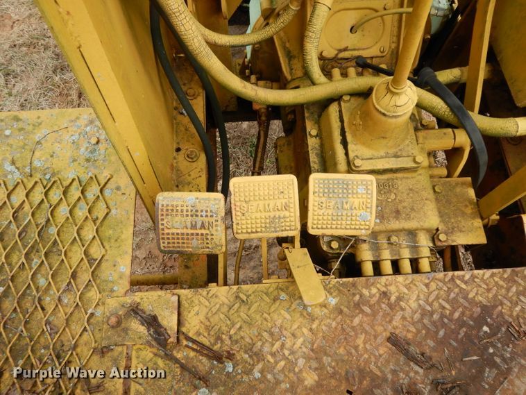 image for item DH2292 Seaman DS-47 soil stabilizer