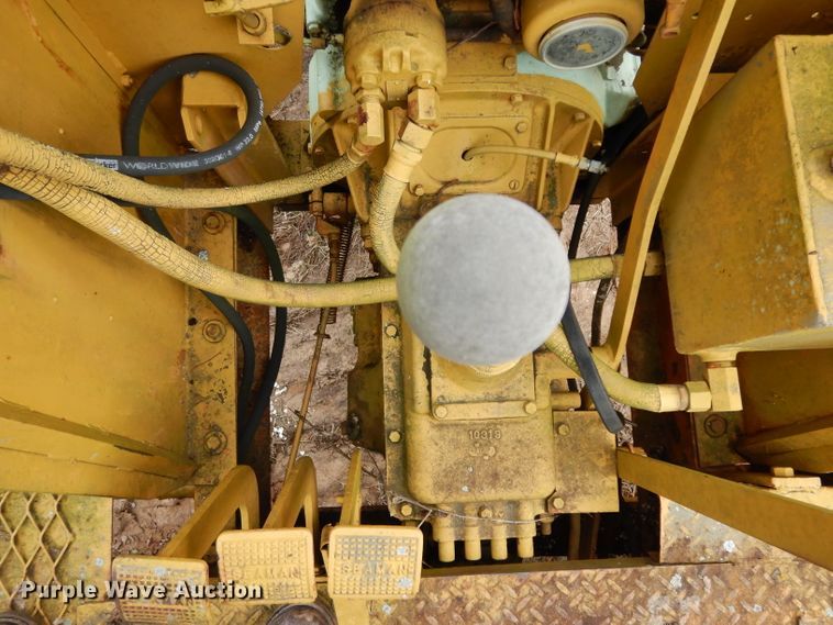 image for item DH2292 Seaman DS-47 soil stabilizer