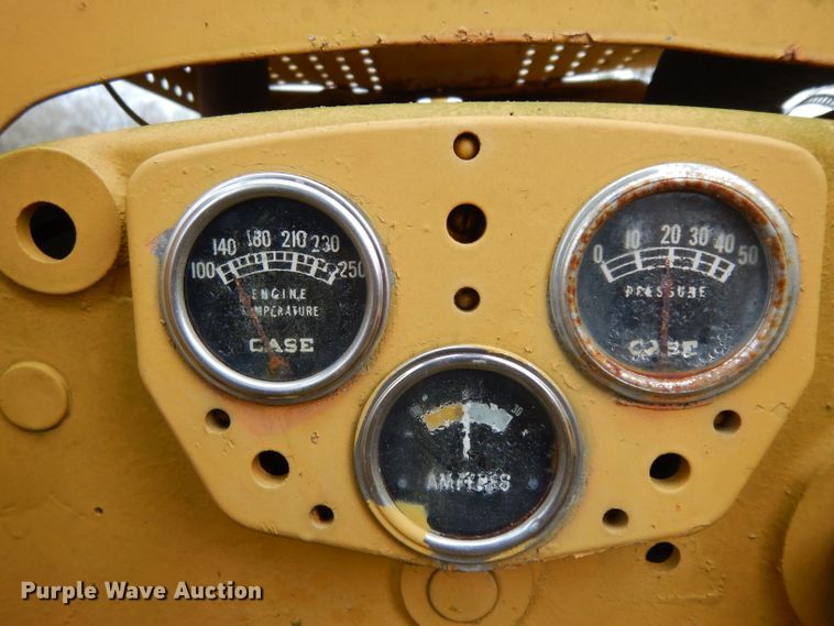 image for item DH2292 Seaman DS-47 soil stabilizer