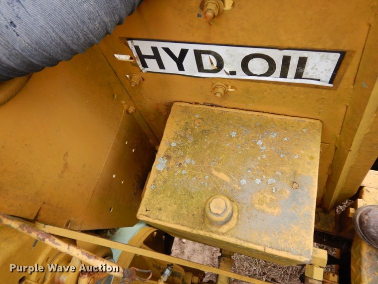 image for item DH2292 Seaman DS-47 soil stabilizer