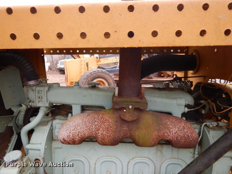 image for item DH2292 Seaman DS-47 soil stabilizer