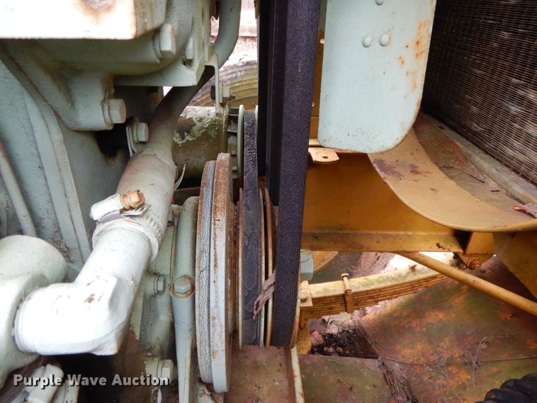 image for item DH2292 Seaman DS-47 soil stabilizer