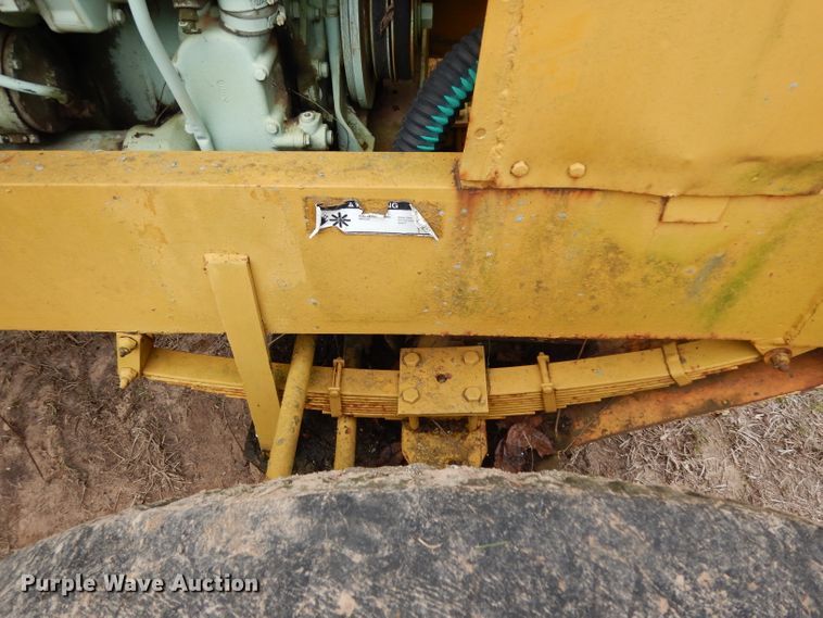 image for item DH2292 Seaman DS-47 soil stabilizer