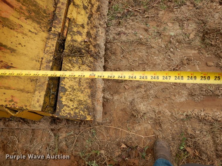 image for item DH2292 Seaman DS-47 soil stabilizer