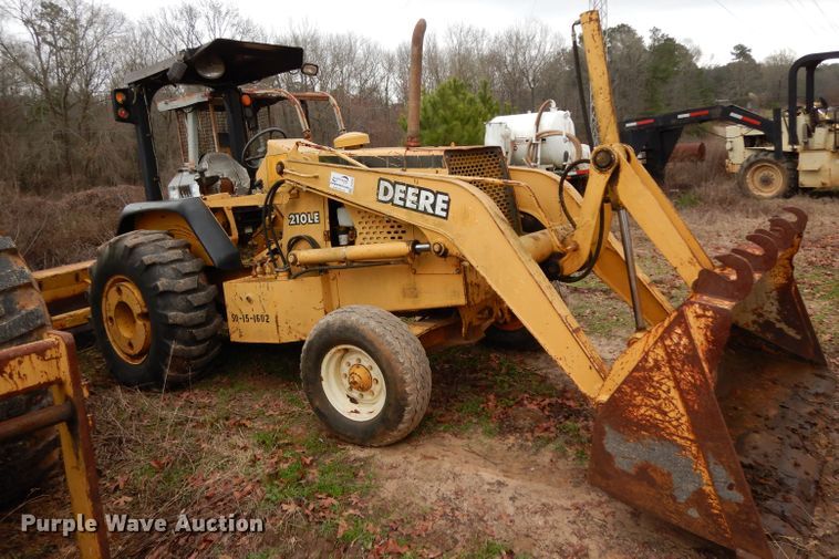 image for item DH2294 John Deere 210LE landscape tractor