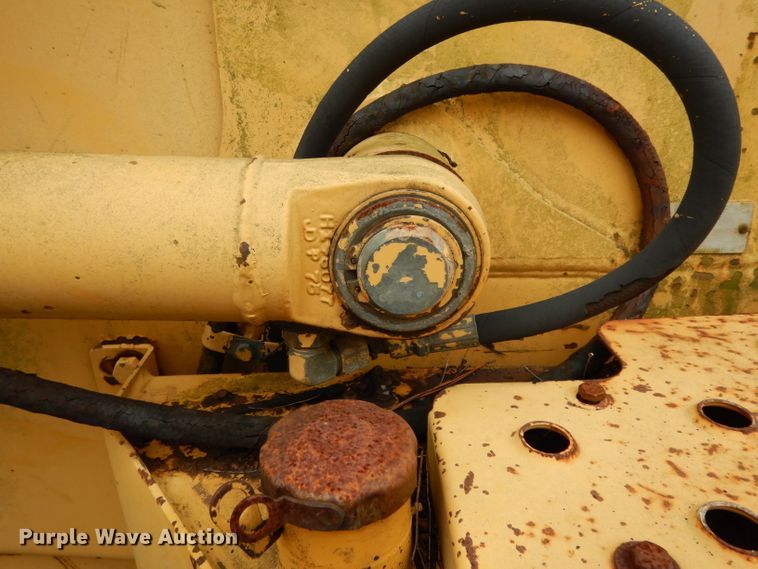 image for item DH2294 John Deere 210LE landscape tractor