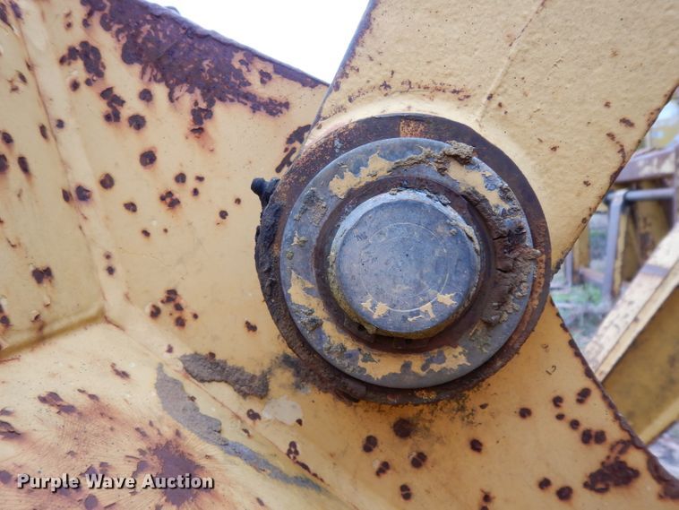 image for item DH2294 John Deere 210LE landscape tractor