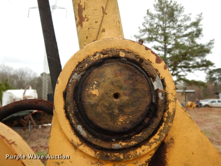 image for item DH2294 John Deere 210LE landscape tractor