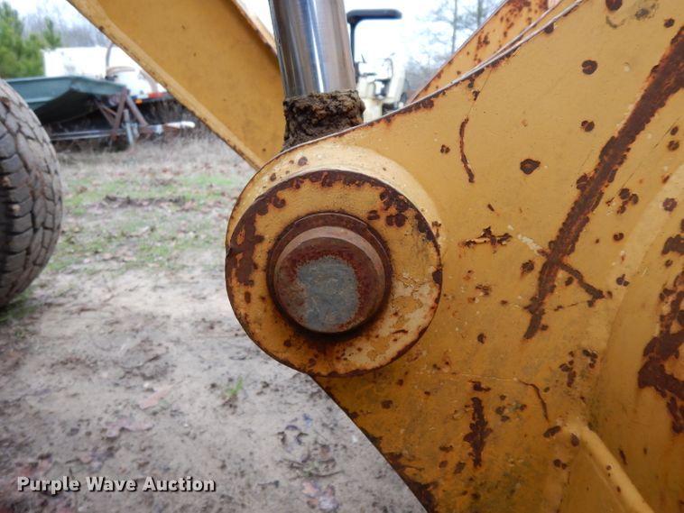 image for item DH2294 John Deere 210LE landscape tractor