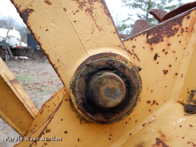 image for item DH2294 John Deere 210LE landscape tractor