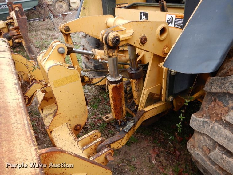 image for item DH2294 John Deere 210LE landscape tractor