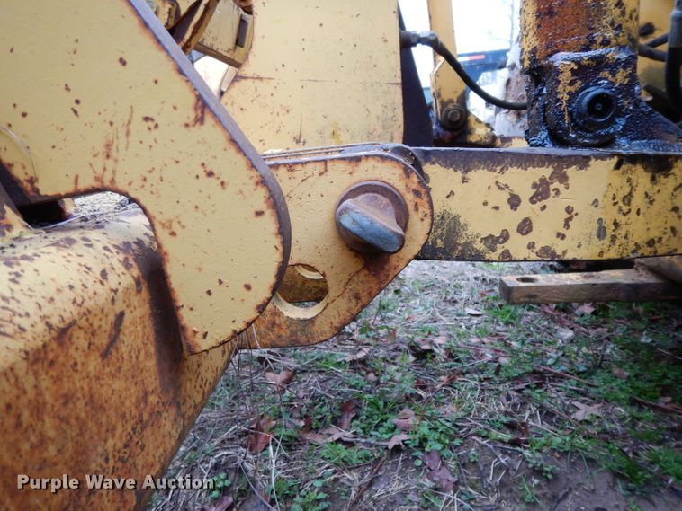 image for item DH2294 John Deere 210LE landscape tractor