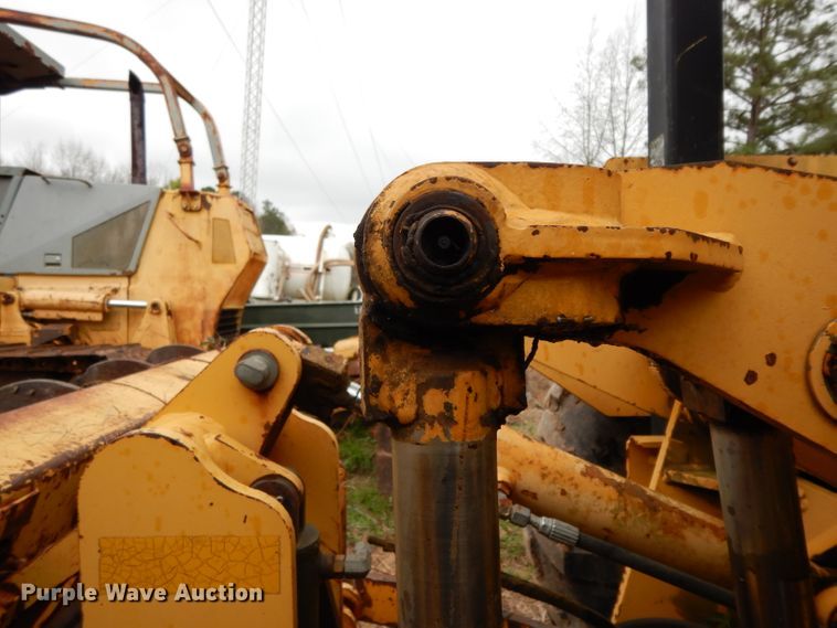 image for item DH2294 John Deere 210LE landscape tractor