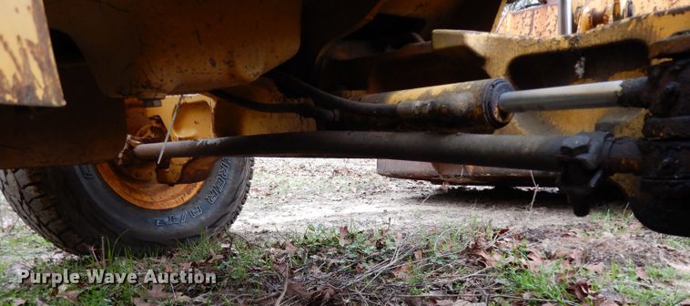 image for item DH2294 John Deere 210LE landscape tractor