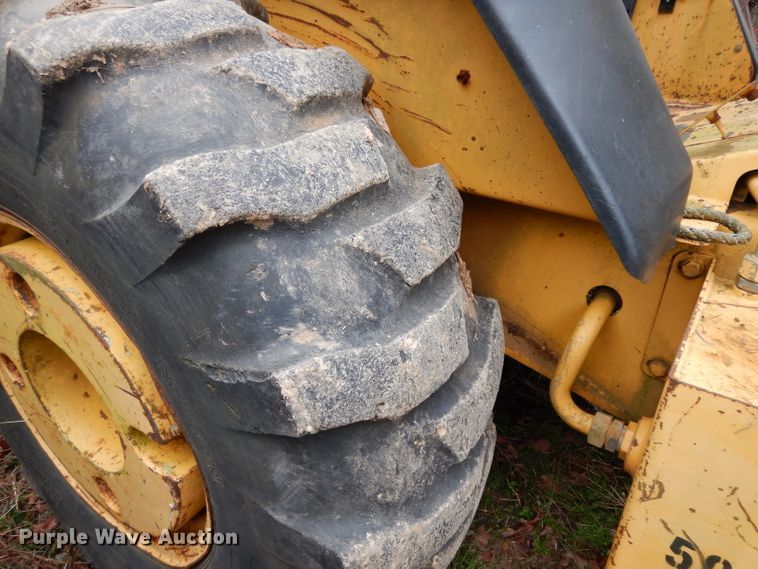 image for item DH2294 John Deere 210LE landscape tractor