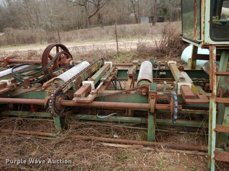 image for item DH2296 Schulman Machine Infeed logging conveyor