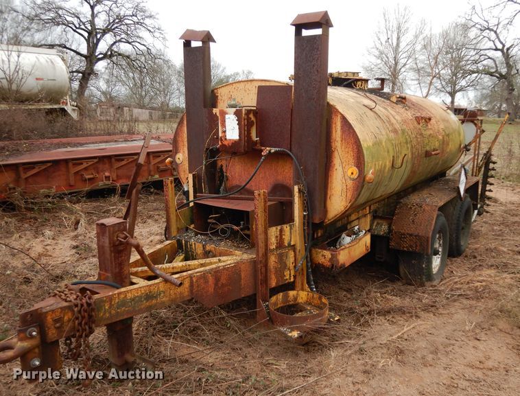 image for item DH2297 Rosco RMT oil distributor trailer