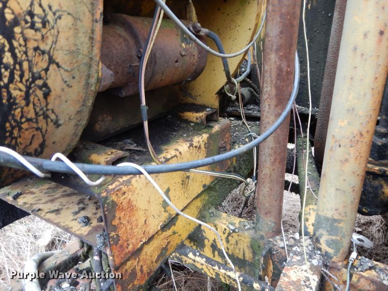 image for item DH2297 Rosco RMT oil distributor trailer