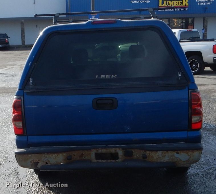 image for item DH6341 2006 Chevrolet Silverado 1500 pickup truck