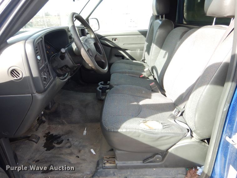 image for item DH6341 2006 Chevrolet Silverado 1500 pickup truck