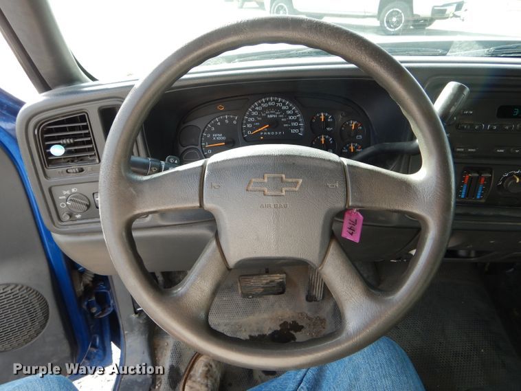 image for item DH6341 2006 Chevrolet Silverado 1500 pickup truck