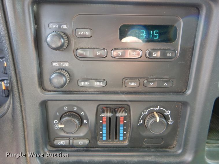 image for item DH6341 2006 Chevrolet Silverado 1500 pickup truck