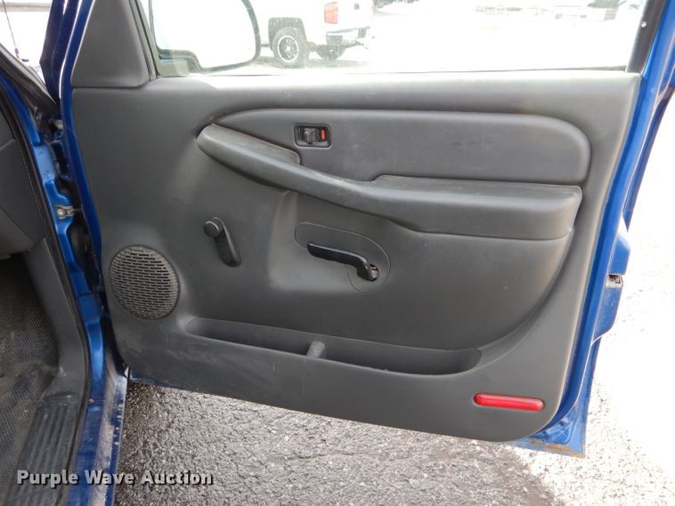 image for item DH6341 2006 Chevrolet Silverado 1500 pickup truck